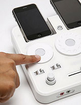 iPhone DJ Mixer